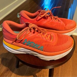 Hoka Women’s Bondi 7 - size 8.5